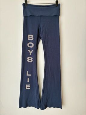 Boys Lie Pants Women’s Medium Waffle Knit Flare Pant